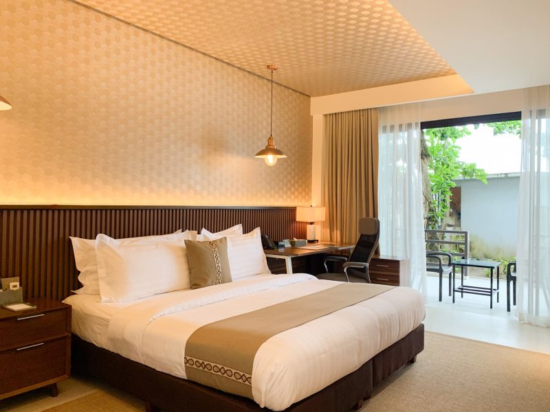 Executive Suite Beach Pool - Ground - Balcony