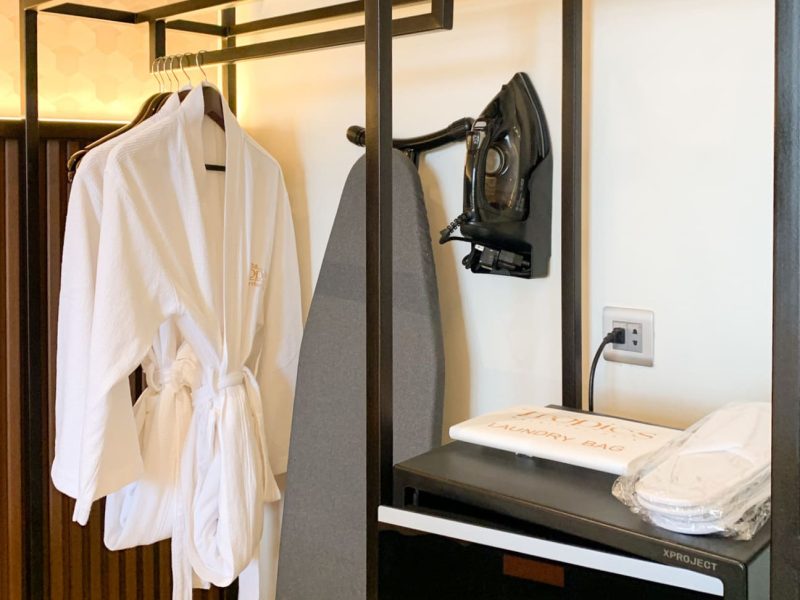 Premier Beach Pool Queen - Ground Floor